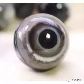 捡到这些石头不要扔,在海边捡到这些石头千万不要丢