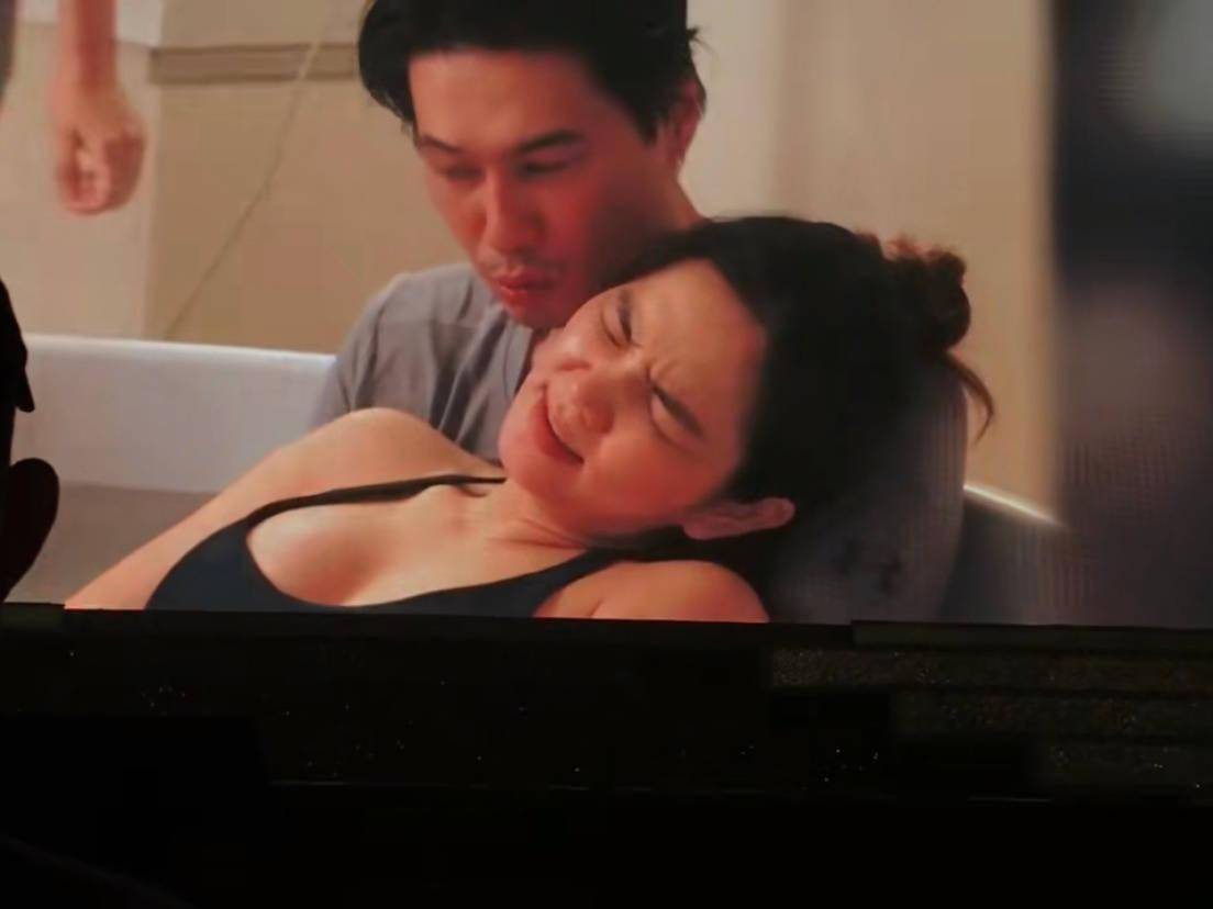 才知道为母则刚是最毒的鸡汤,被毒鸡汤左右的女孩