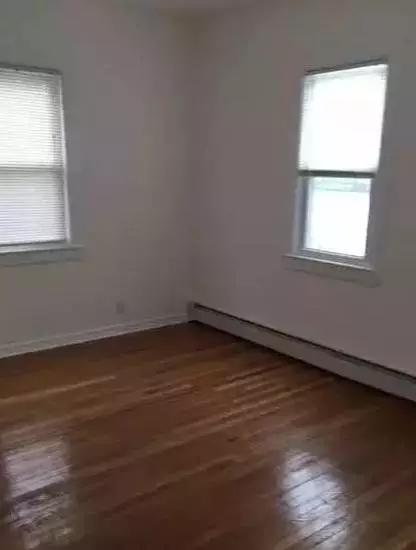 1000万美元在美国买房子,美国1000美元能租到什么样的房子