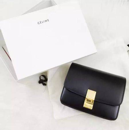 celine豆腐包保值吗,celine豆腐包每年有什么颜色