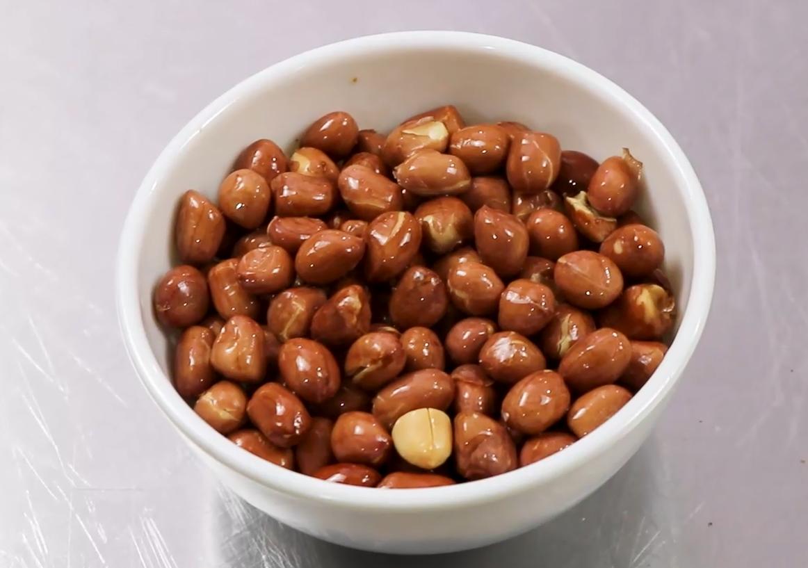 正宗的酸辣粉配方制作视频,酸辣粉的做法大全视频播放