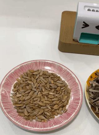 嗑出的瓜子牙终于有救了!不动手夹手,智能触摸开关续航长易携带