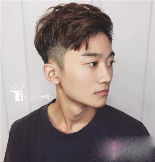 韩国发型男生短发三七分,韩国翻翘短发发型图片