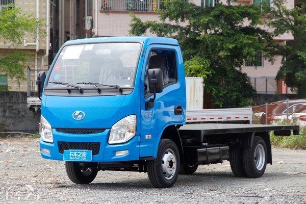 113马力+4.05米长货箱,跃进小福星S70小卡不一般