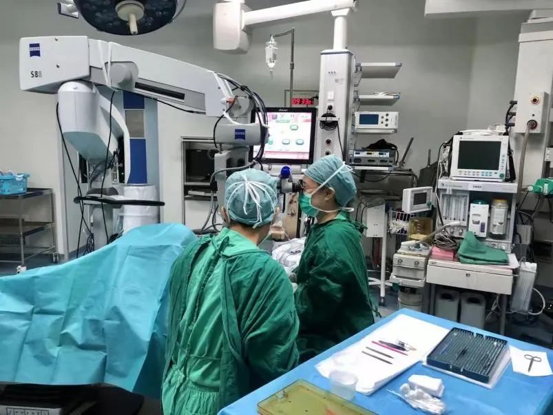 重阳节免费给老人体检,重阳节老年人体检