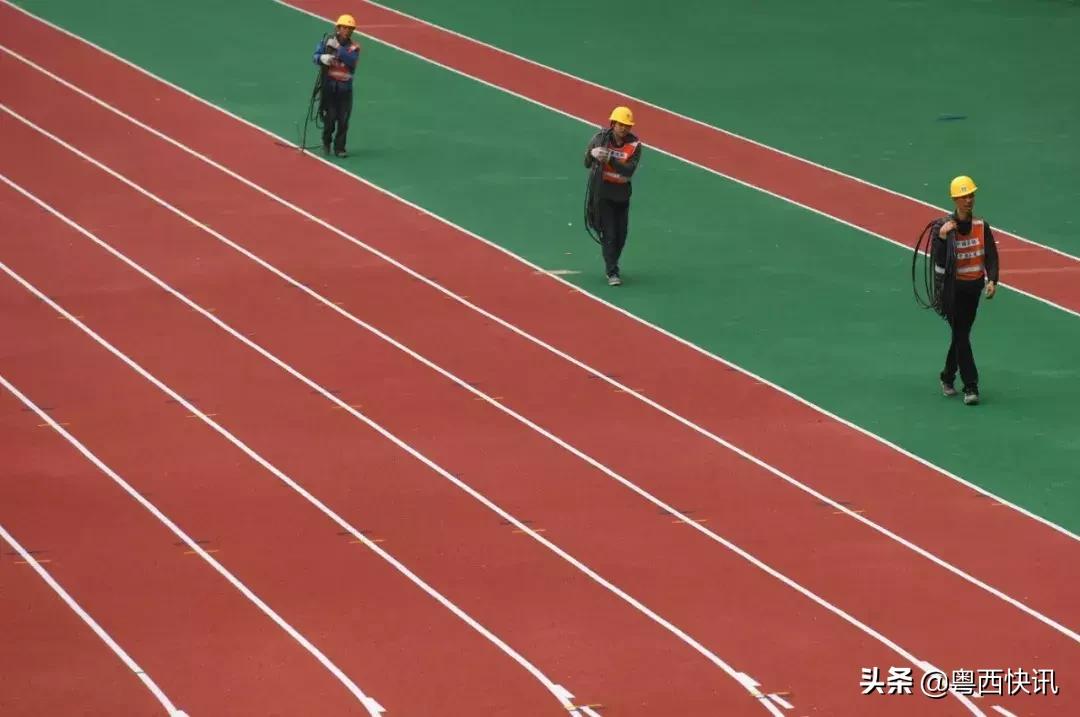 云浮新建的体育场,云浮新区体育场