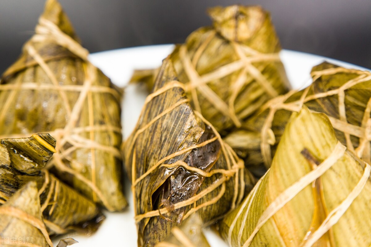 粽子放到冰箱里冷冻一年还能吃吗,吃不完的粽子不放冰箱教你一招