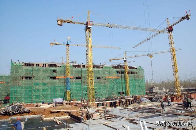 建设工程项目发包的主要方式分为,建设工程发包与承包的方式为