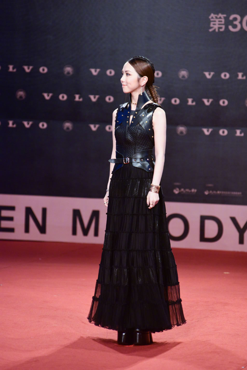 邓紫棋穿搭鞋,邓紫棋穿搭短靴