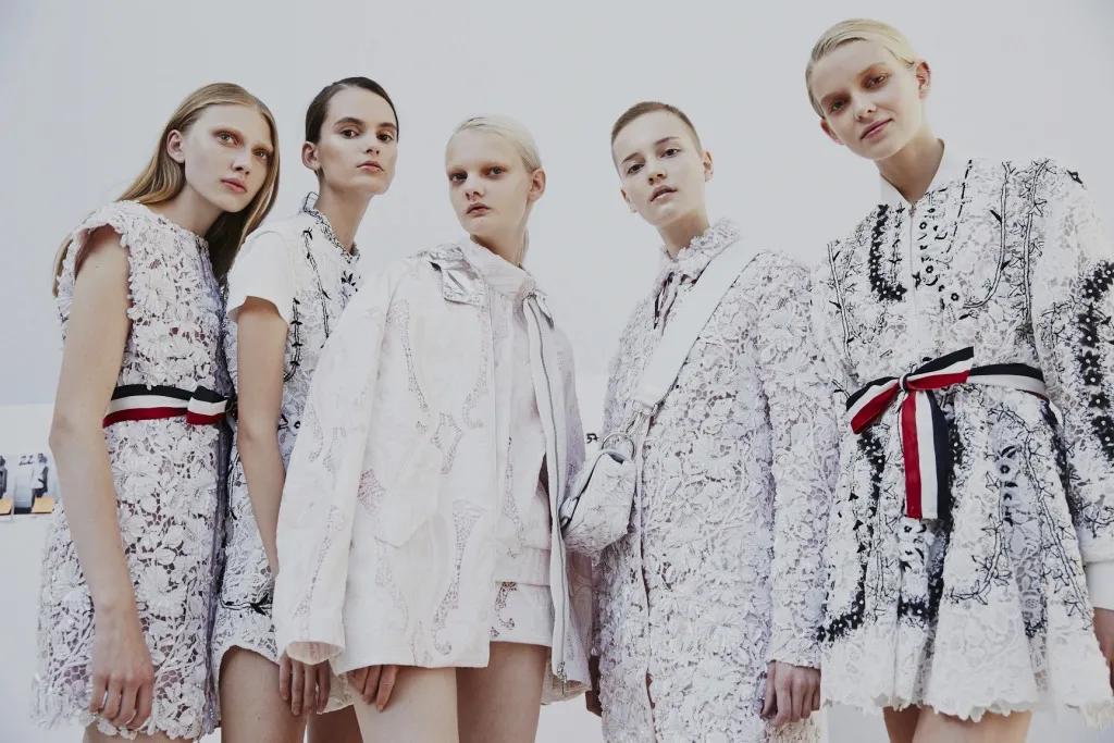 moncler羽绒服真的好吗,明星人手一件的羽绒服