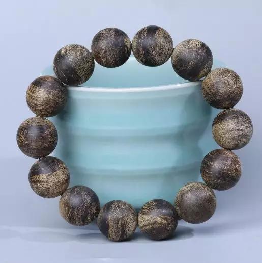 为什么古代人喜欢睡软床,古代为什么晚上睡不好觉