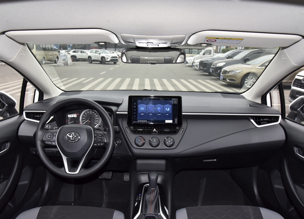 从5个方面简评丰田卡罗拉,测评丰田卡罗拉双擎