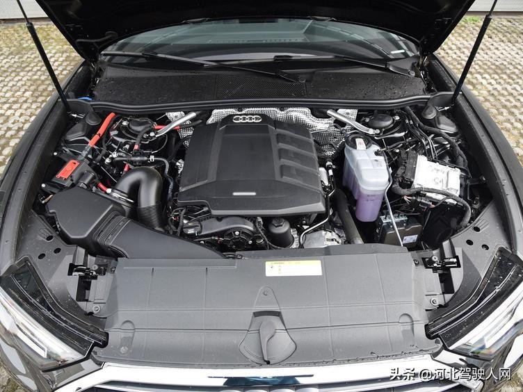 奥迪a6l全配置与普通配置区别,奥迪a6l全系车型的价格