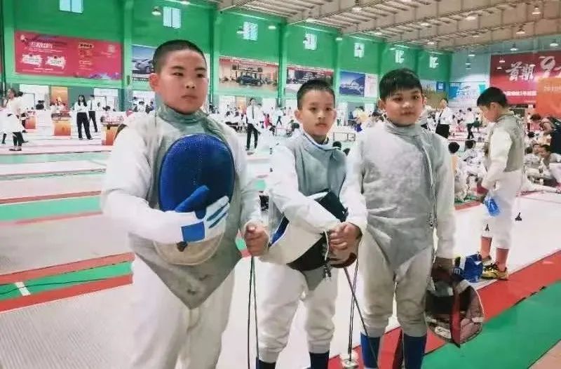 华立中英文学校是不是贵族学校,华立中英文学校升学