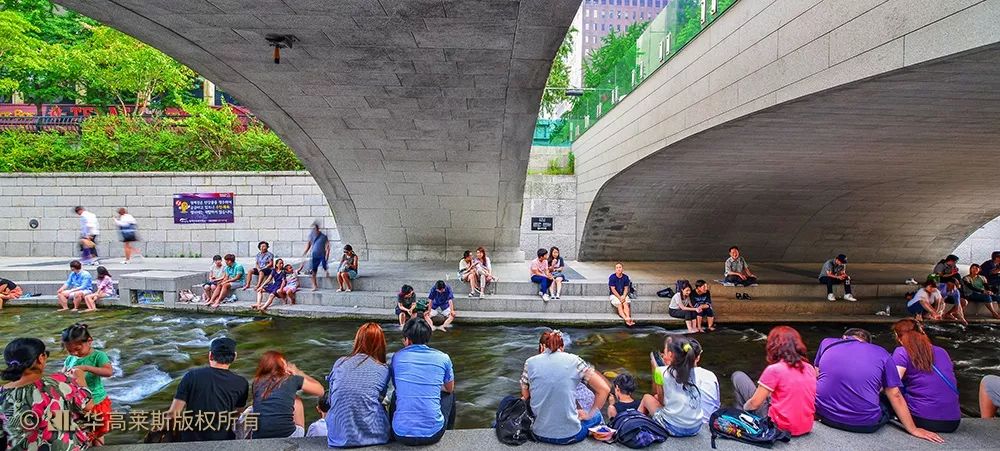 〖丈量城市〗大拆小建的「生态经济学」：清溪川