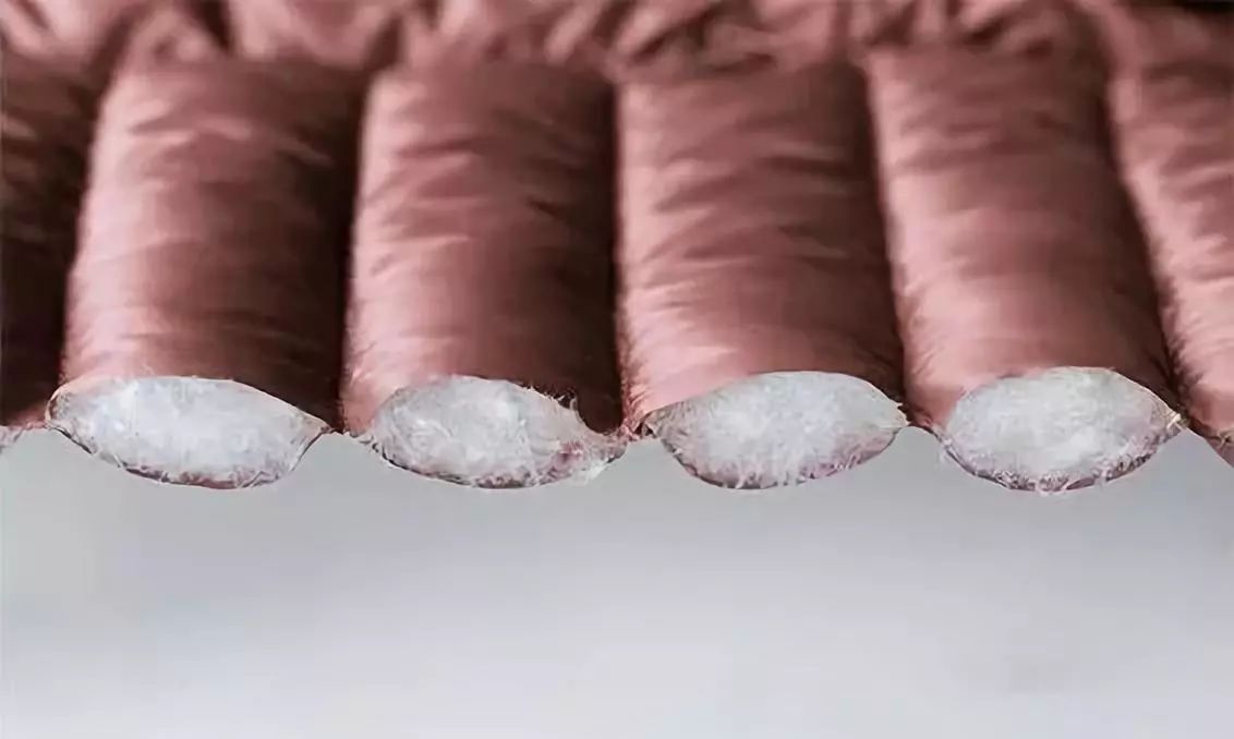 100%白鸭绒羽绒超轻高档大气,纯鸭绒羽绒高品质