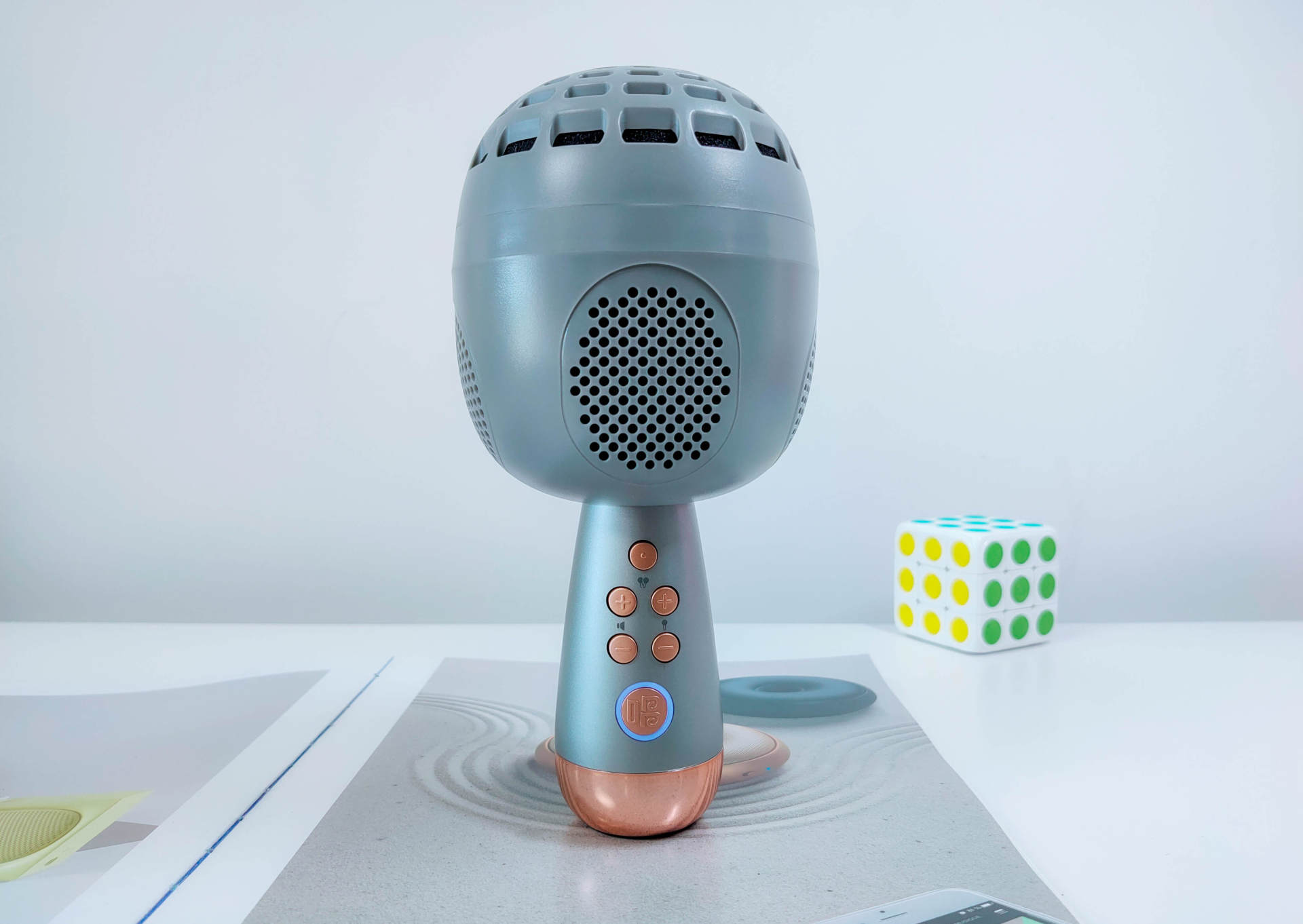 热巴同款，唱吧K歌宝小巨蛋麦克风G2MAX评测：头大声音好+随身KTV