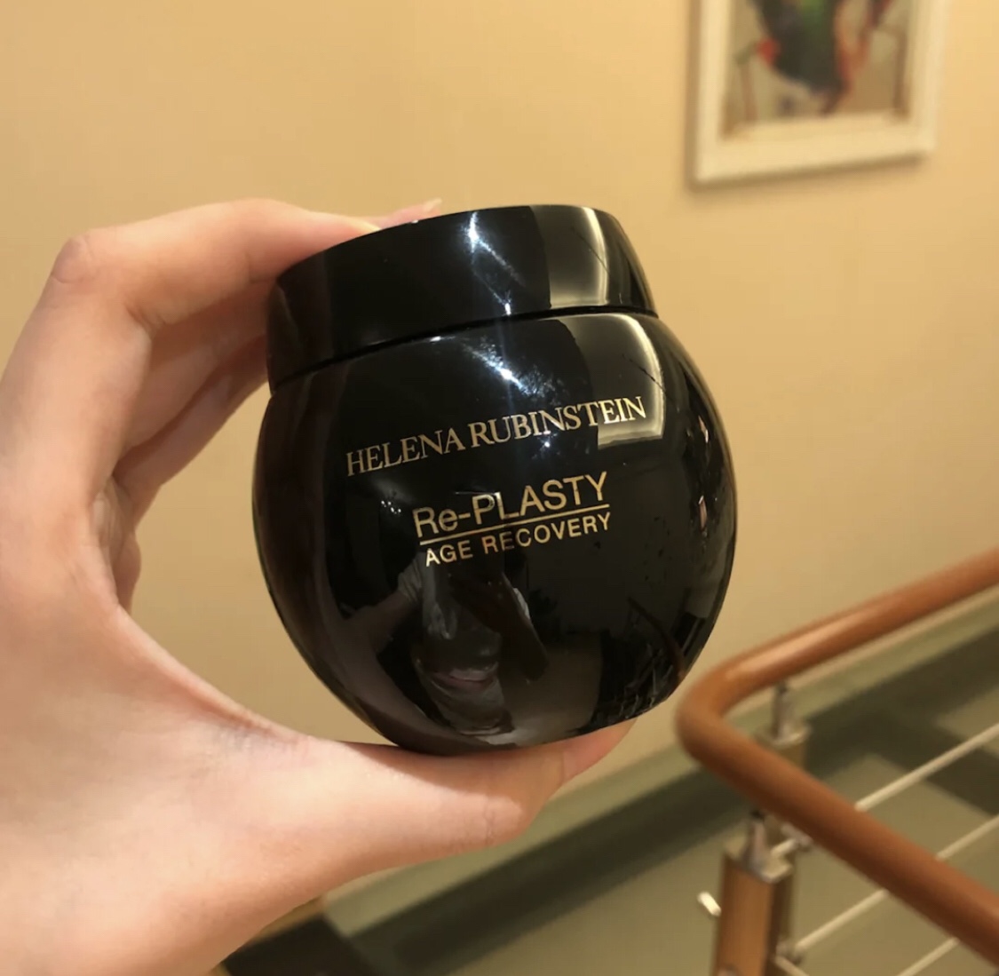 皮肤黄黑用什么贵妇面霜,适合熬夜抗初老的贵妇面霜