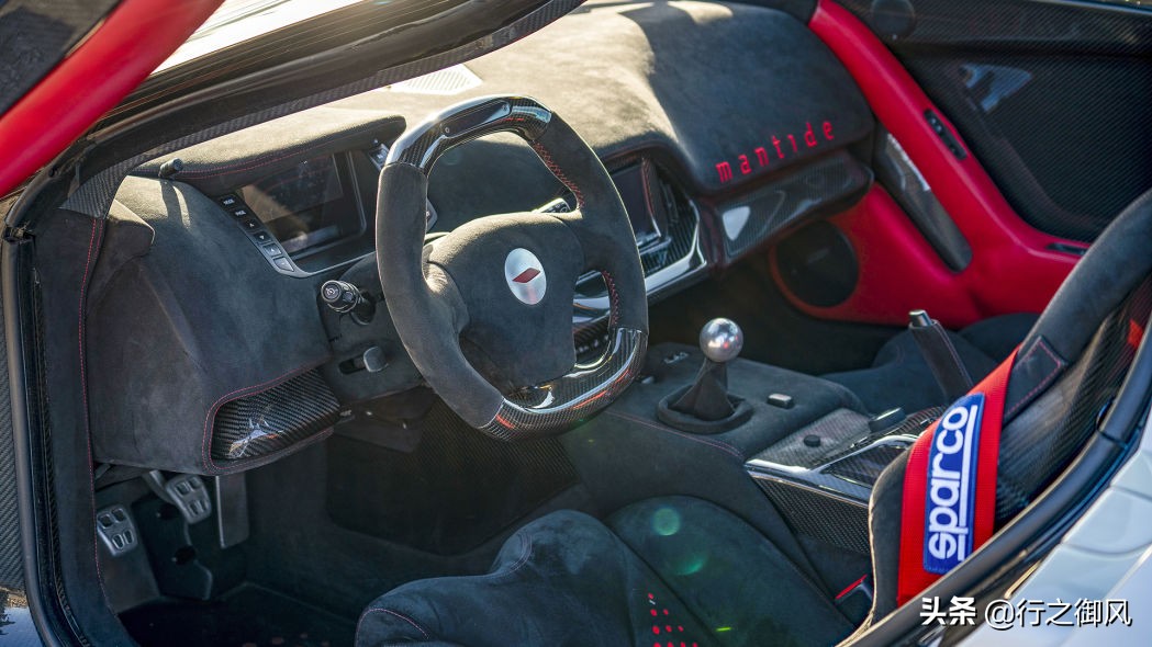 五菱科尔维特多少钱一辆,买一辆科尔维特要多少钱