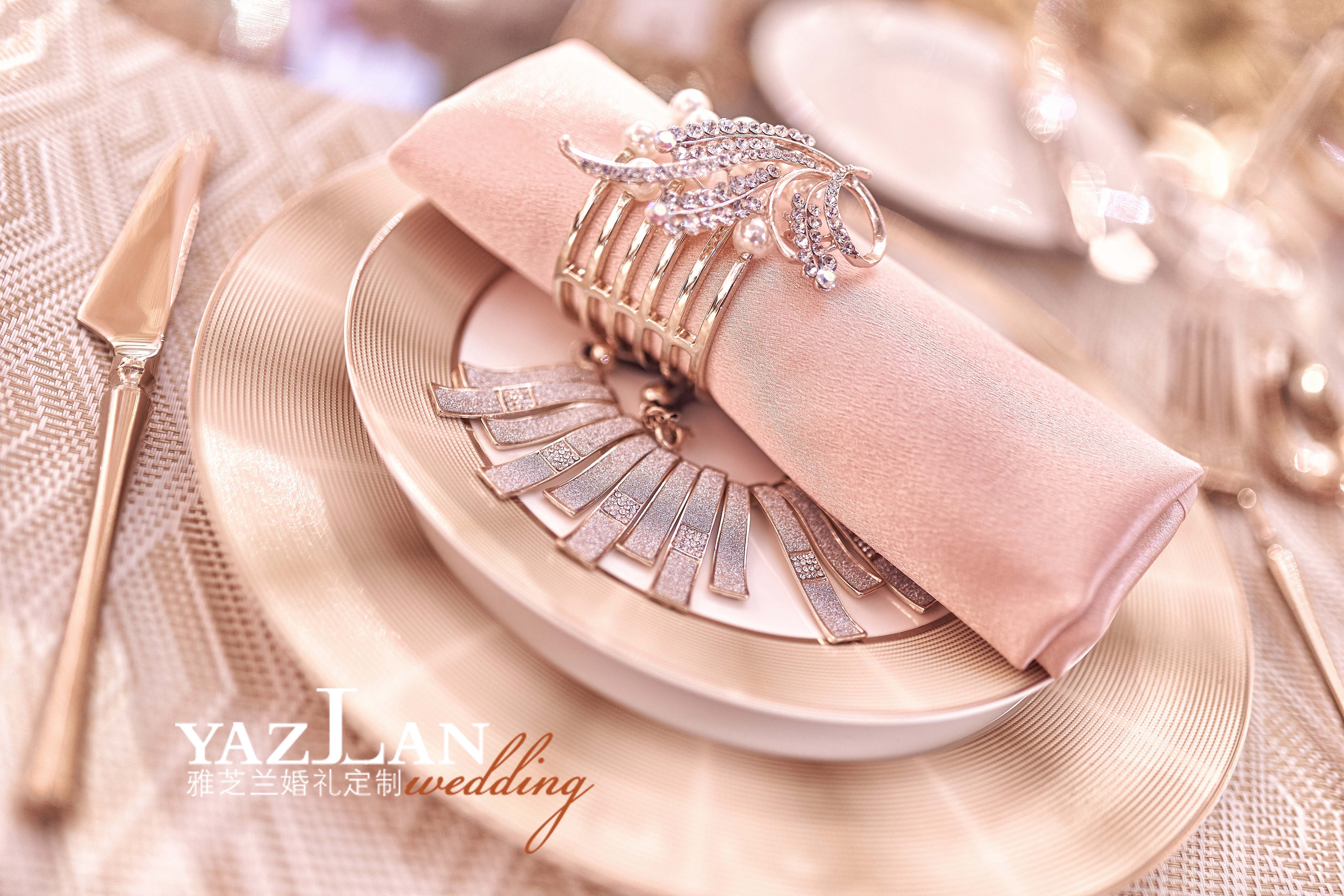 百万级婚礼现场中式,顶级西式婚礼教堂