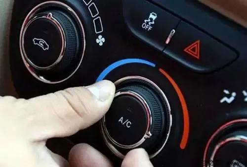 @福清人：芒种初过雨及时~雨季行车，车窗起雾怎么办？几招教你轻松解决