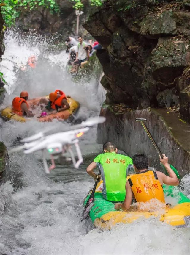古龙峡天门悬廊灯光秀要门票吗,清远古龙峡刺激漂流