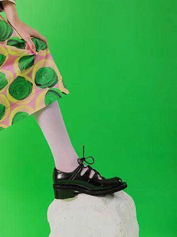 很土的鞋子品牌,超级土的鞋子