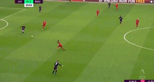 利物浦曼城法比尼奥犯规,利物浦vs曼城多库被犯规