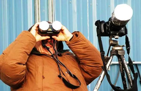 日食裸眼观看图片,裸眼看太阳会怎么样