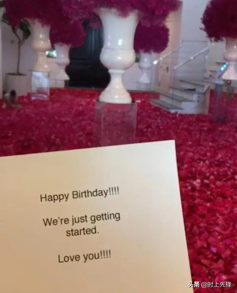 凯莉詹娜钻石,凯莉詹娜首饰图片