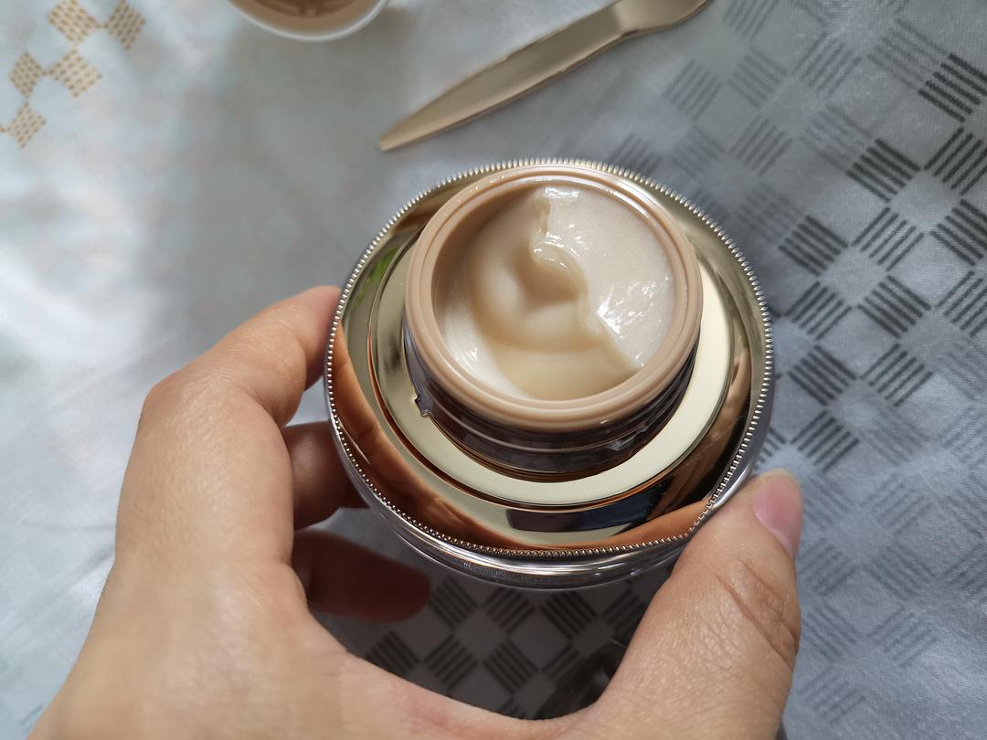 囤好热销商品备战,攒了一波空瓶回购系列