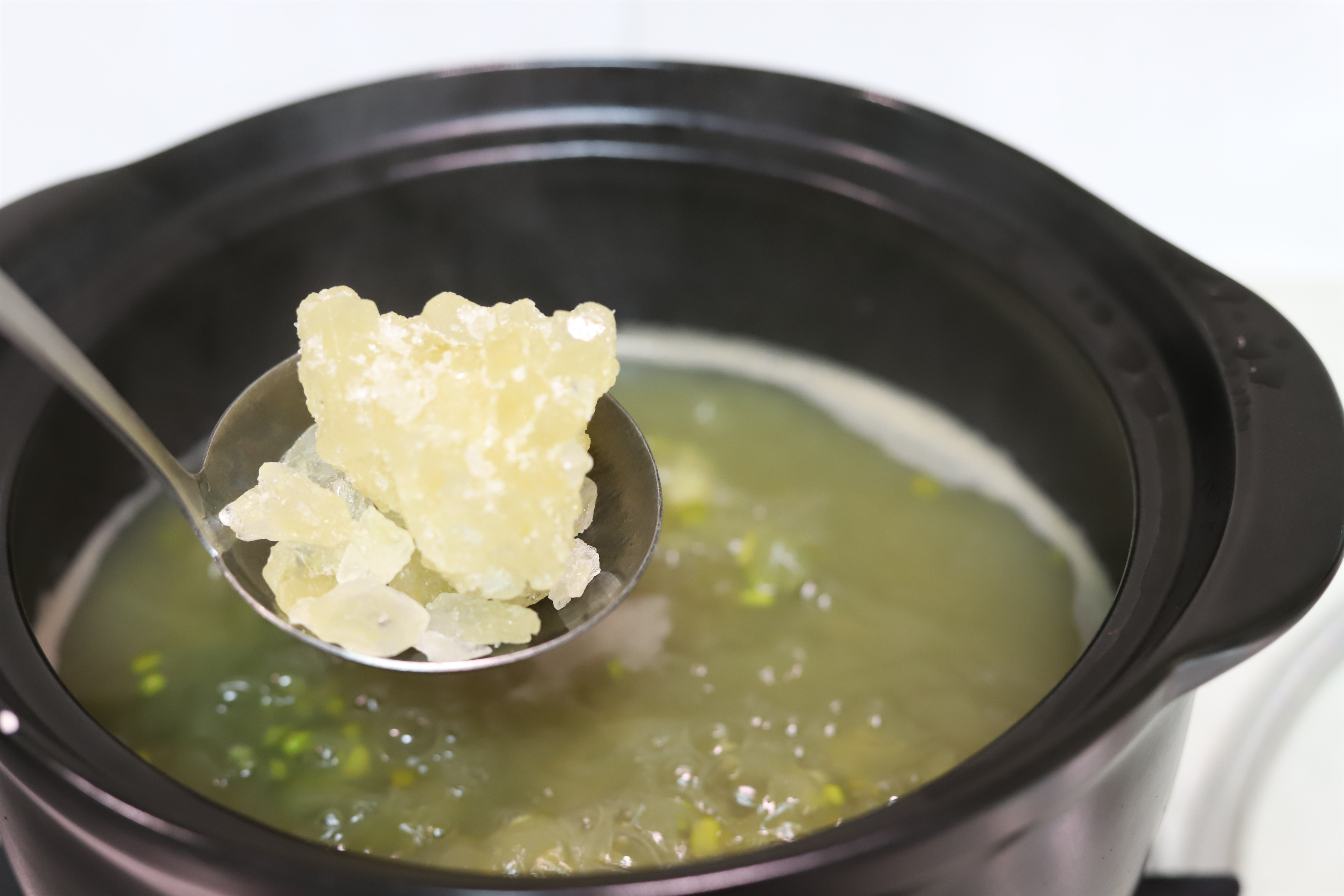 绿豆不冻怎么煮能快速开花,绿豆百合汤该如何熬制才有效