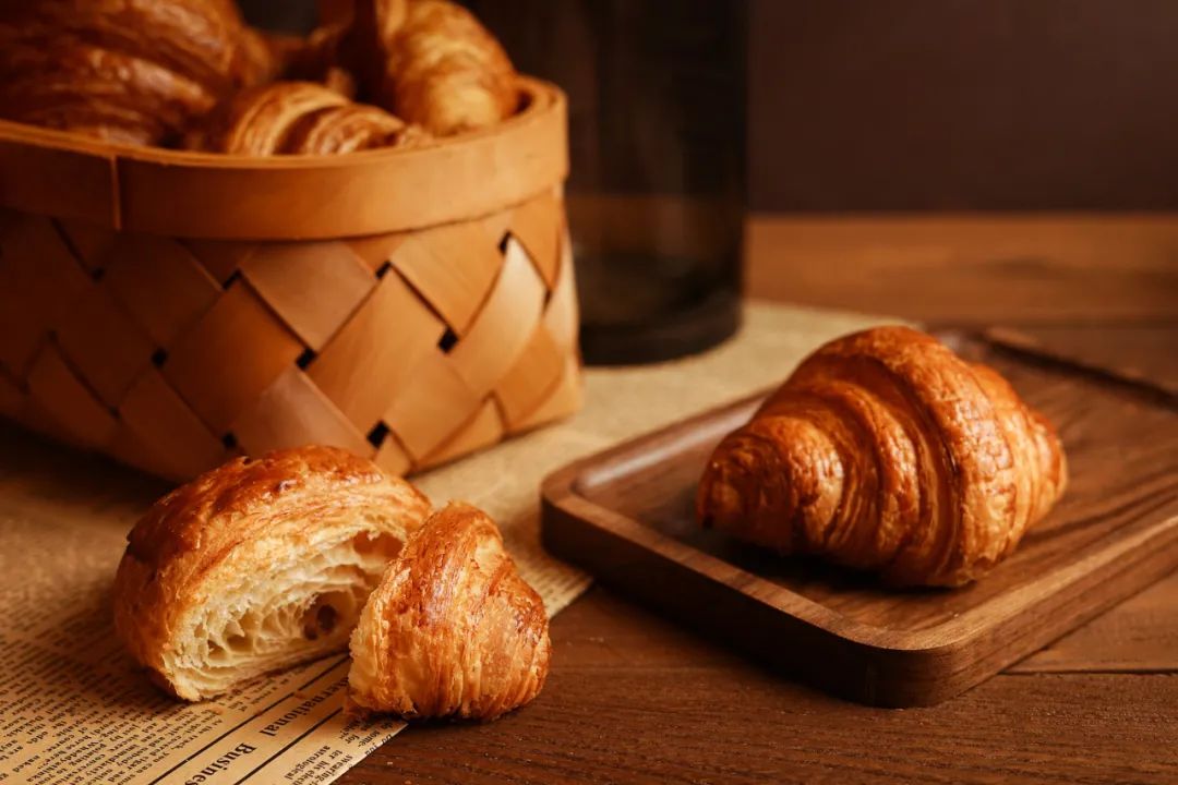 面包店的面包好还是包装面包好,面包的八大陷阱