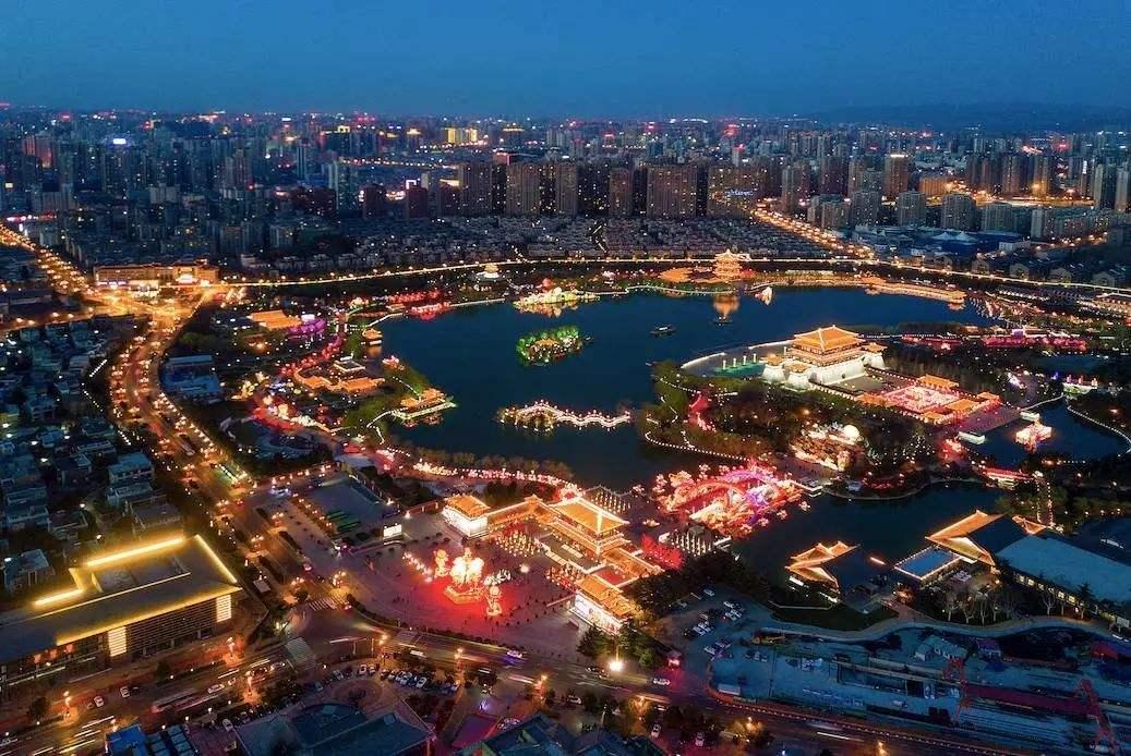 都是免税天堂，海南“十一”狂收10亿，香港入境人数暴跌99%