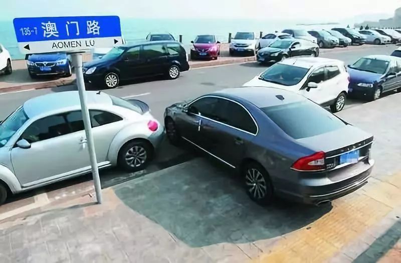 被别人蹭车正确处理流程,在小区里面不小心蹭到车怎么处理