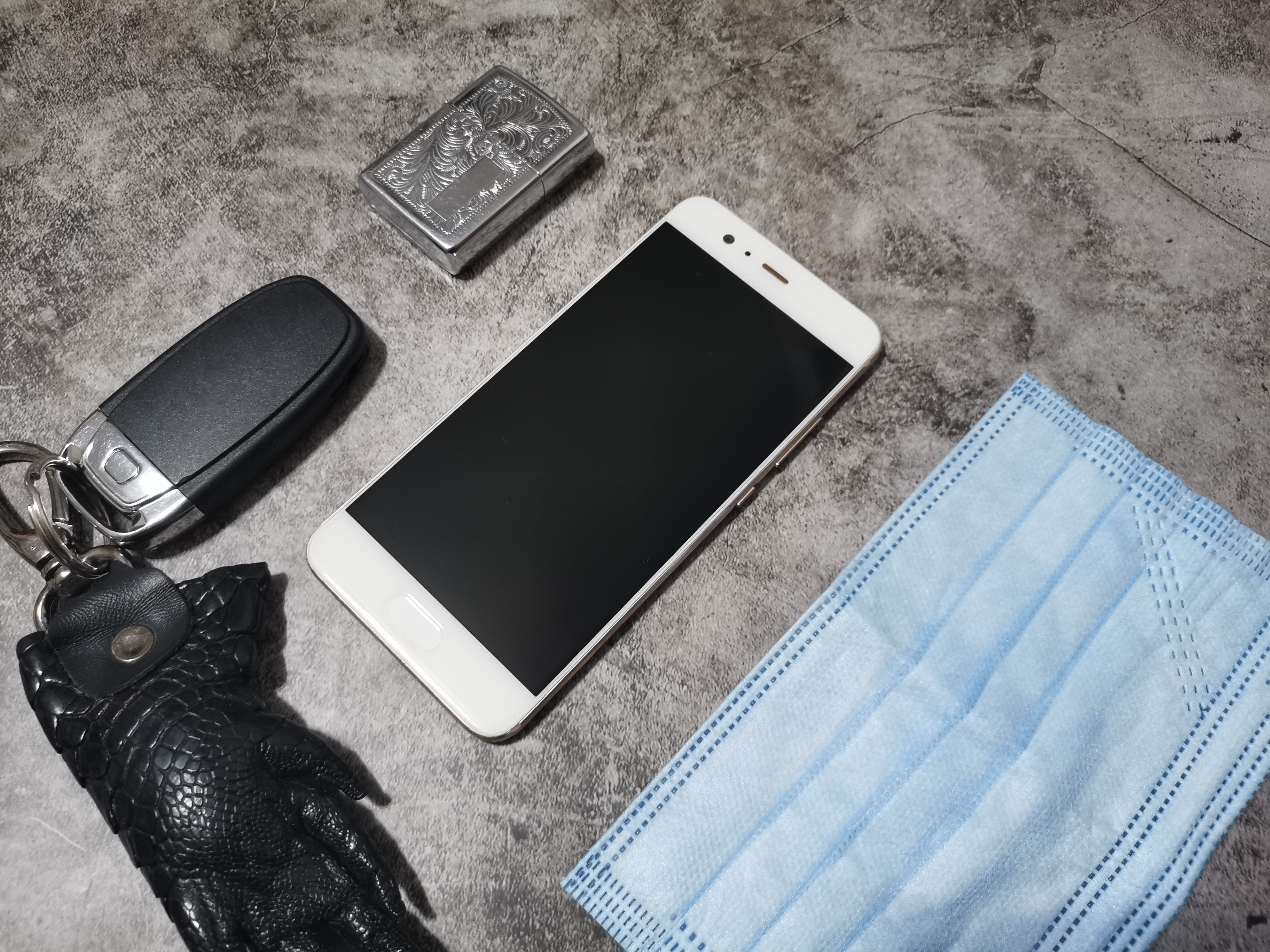 户外手电也能杀菌？FenixLD32手电化身成为抗疫EDC