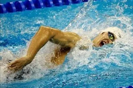 跟我一起学游泳视频,成人零基础游泳入门如何呼吸换气