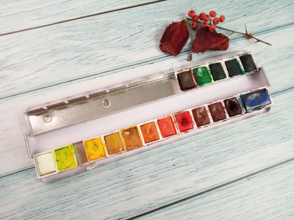 色卡水彩怎么画,水彩怎么做染卡