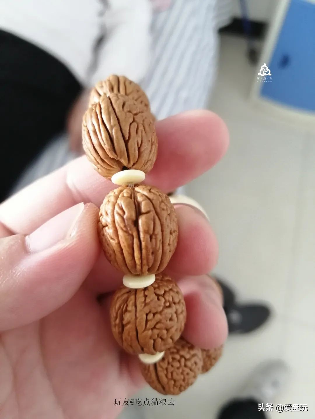 什么叫穷玩？手串超过300块，算我输！