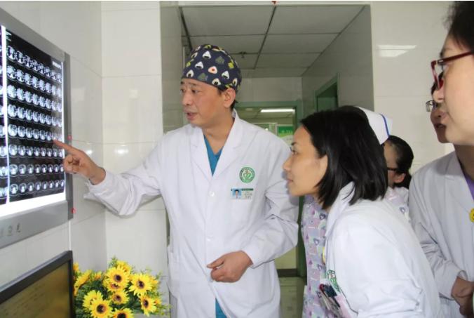 还有这等好事，义务授课长本事——西安大兴医院宫腹腔镜培训班开招啦！