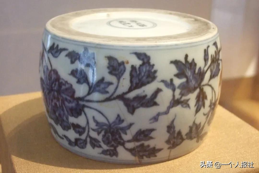 明成斗彩蟋蟀罐瓷器价格,中贸圣佳蟋蟀罐