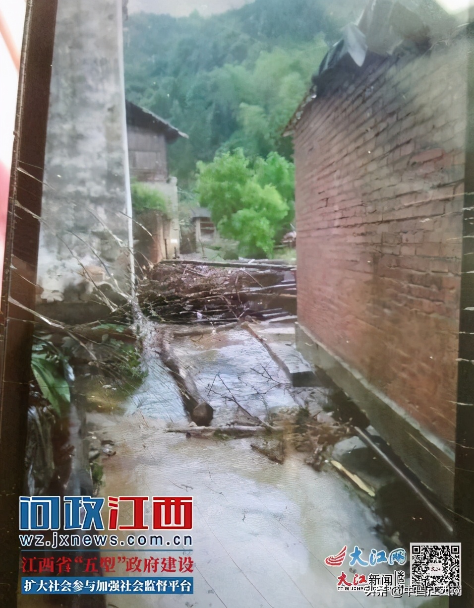 《问政简报》第2444期：南昌西湖区里洲小区电线杂乱如“蜘蛛网”回应：管线已规整完毕