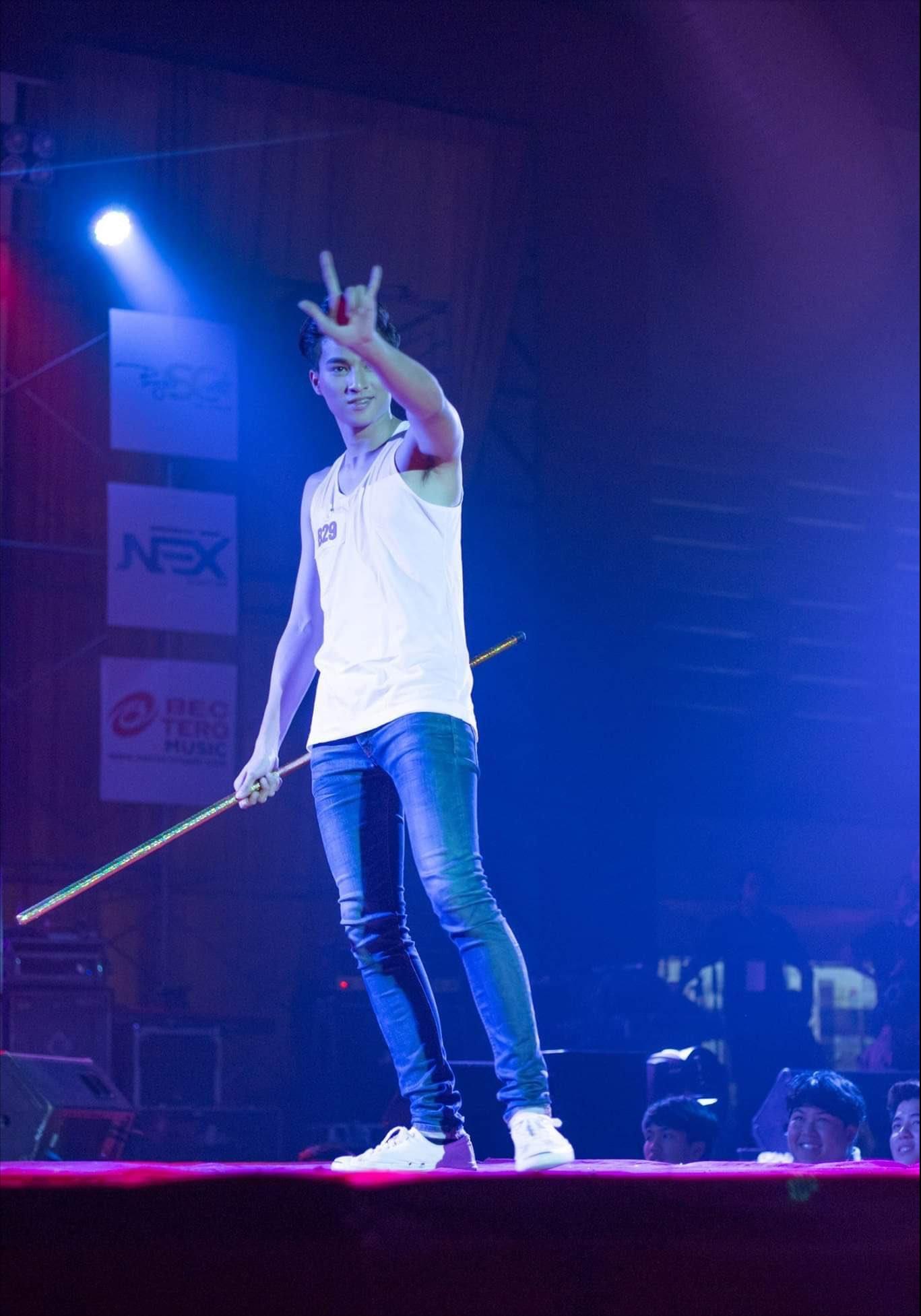 人间天使糕卡娜：热爱足球名校毕业签约三台未来可期