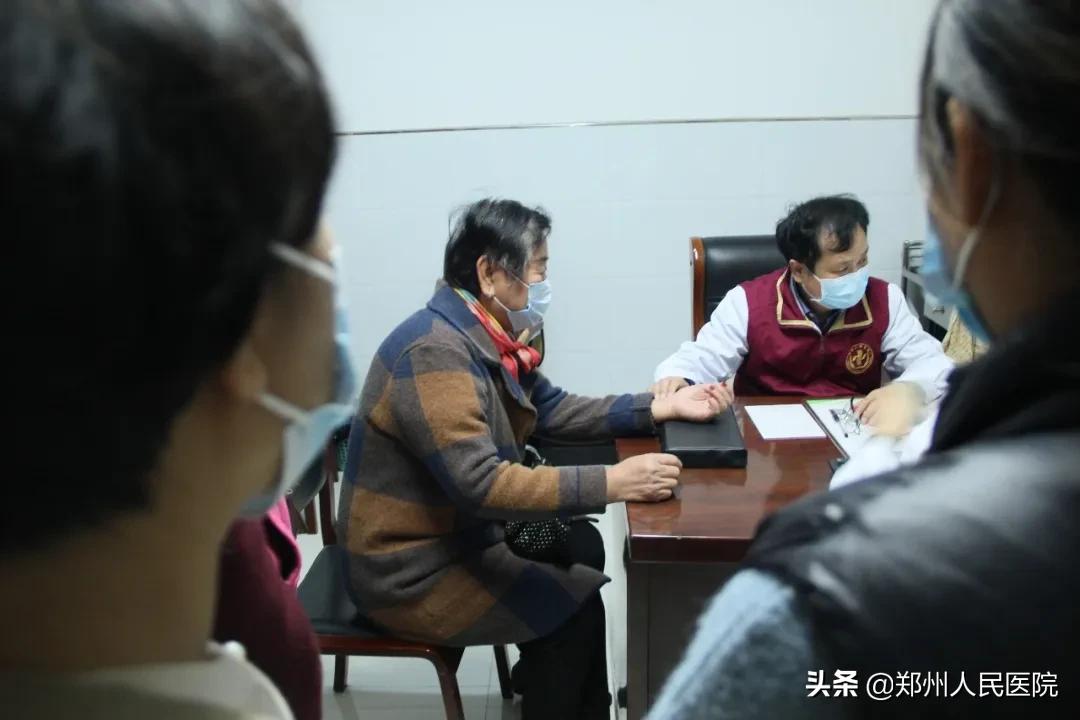 这个周末，医卫版《我和我的家乡》浓情上映