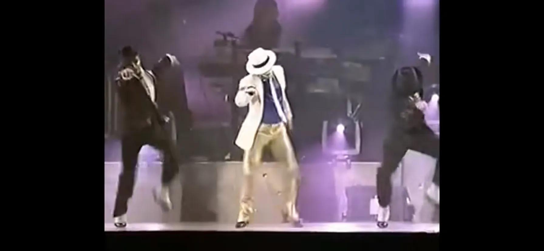 迈克尔杰克逊刚出道时的舞蹈全集,迈克尔杰克逊最经典演唱会舞蹈