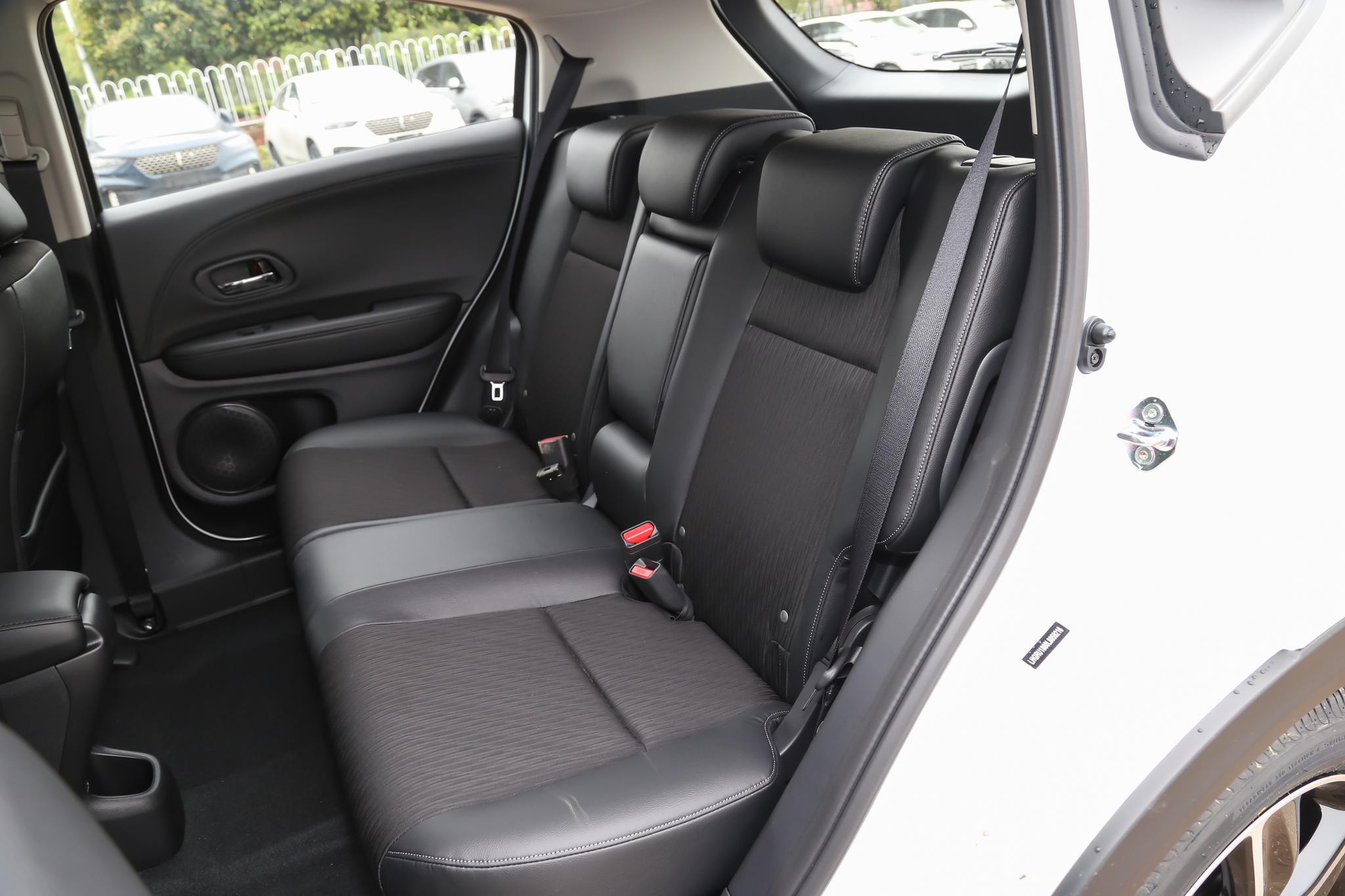 本田15万左右suv推荐,改款2022款全新一代广汽本田缤智