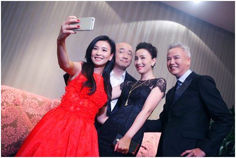 明星“抢滩”，局内局外“混战”，这个暴利行业快迎来千亿规模