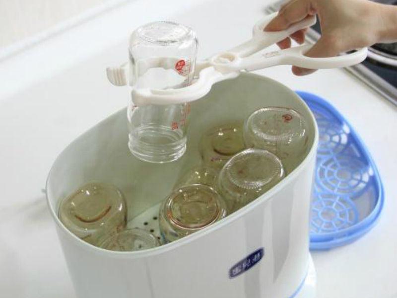 一岁宝宝开始喝奶粉应该注意什么,母乳奶粉混合喂养注意事项和禁忌