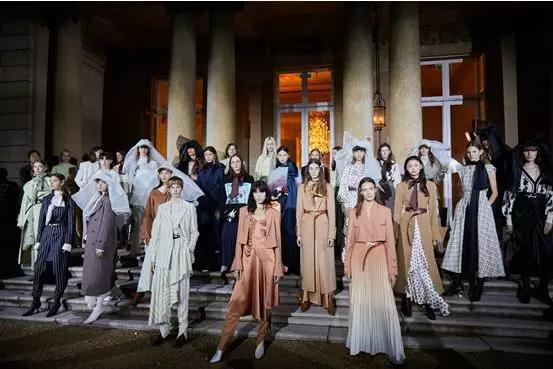 女装品牌中高端排名伊芙丽,品牌高端女装伊芙丽