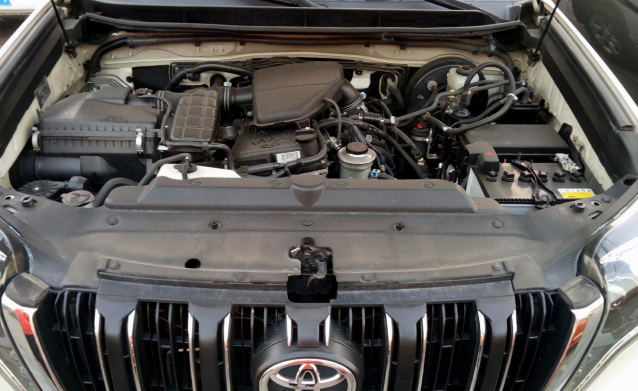 崩了,加价神车普拉多有价无市,网友:捂着别卖,接着再涨